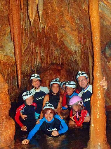 Descubre las cuevas más bellas de Málaga con toda la familia